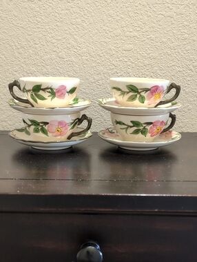 Set Of Four (4) Franciscan Desert Rose Tea Cups And Saucers